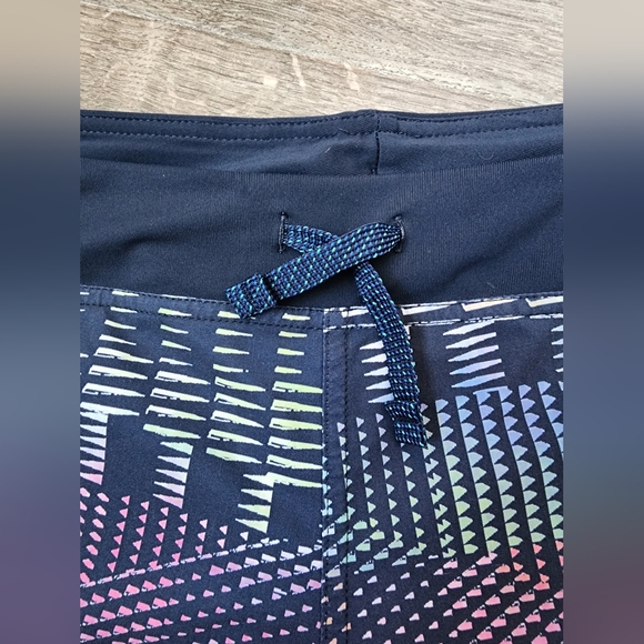 Patagonia Women's Nine Trails unlined athletic shorts - Picture 5 of 7